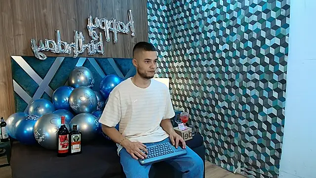 Snapshot of Joaho_Fernandez chatting on 07/08/26, 09:37 Joaho Fernandez online show from 07/08/26, 09:37