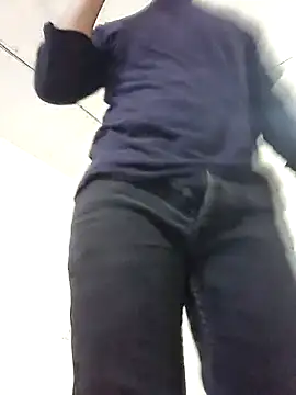 QueueedActivist online show from 04/11/26, 05:49