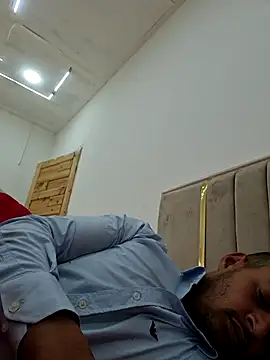 QueueedActivist online show from 03/28/26, 05:47