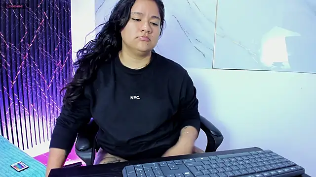 natasha adam21 online show from 07/10/26, 02:44