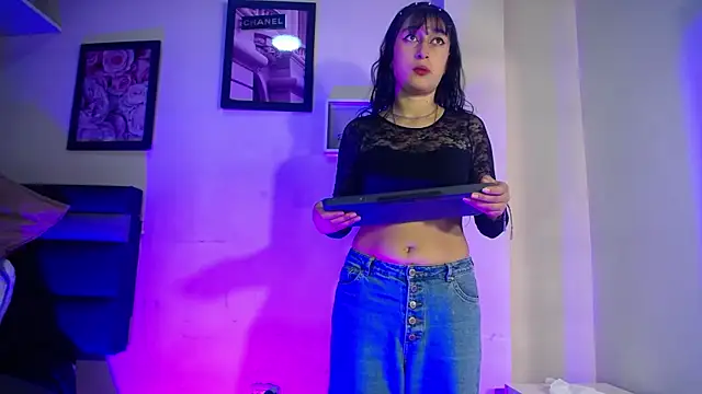 Snapshot of Fenixx_19 chatting on 03/28/26, 11:33 Fenixx 19 online show from 03/28/26, 11:33