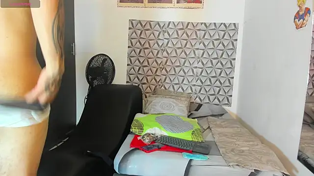 Snapshot of Benjamin_lich chatting on 06/19/26, 12:00 Benjamin lich online show from 06/19/26, 12:00