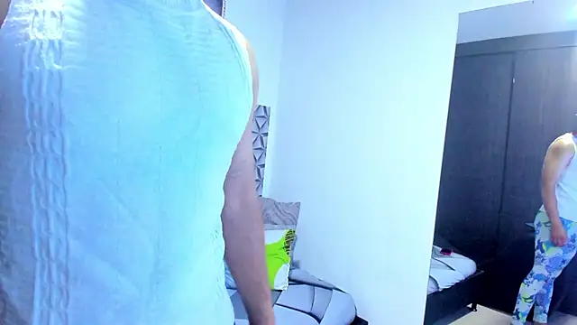 Snapshot of Benjamin_lich chatting on 04/14/26, 03:11 Benjamin lich online show from 04/14/26, 03:11