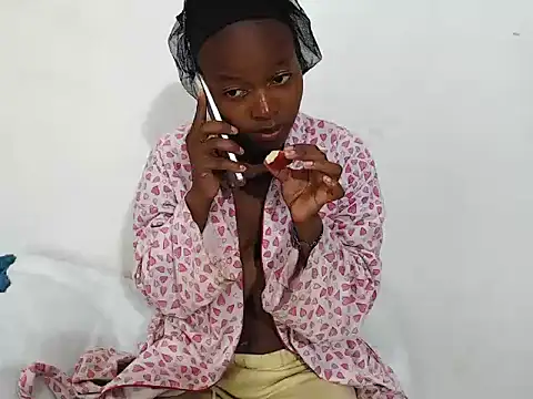 Snapshot of SexyPetite_22 chatting on 06/15/26, 09:47 SexyPetite 22 online show from 06/15/26, 09:47