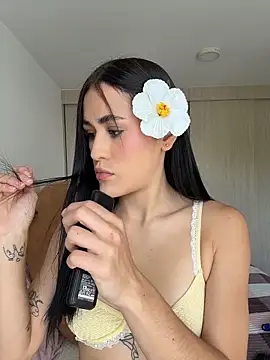 SerenaFox  online show from 04/22/26, 04:58