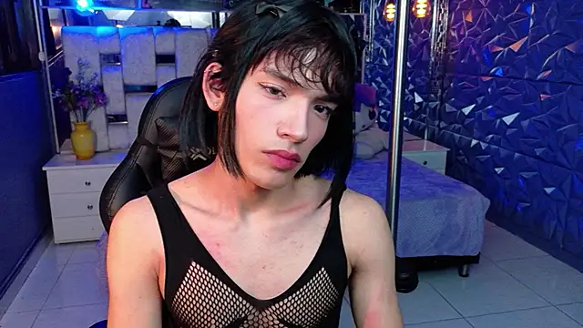 IsaacNovaa online show from 05/15/26, 09:51