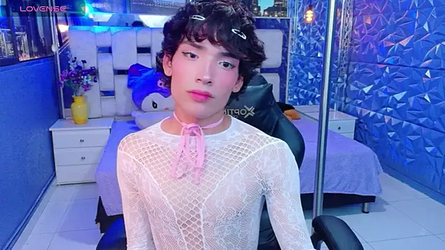 IsaacNovaa online show from 05/27/26, 07:54