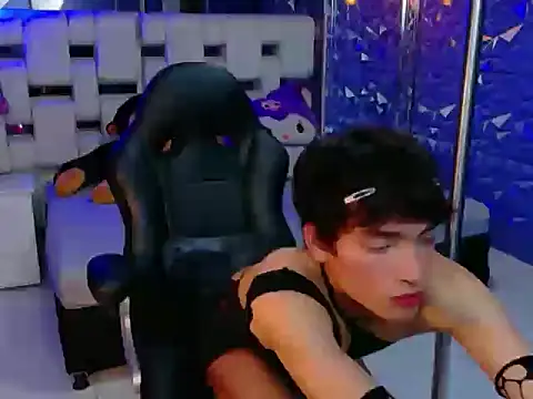 IsaacNovaa online show from 04/04/26, 07:20