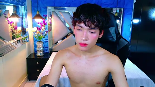 IsaacNovaa online show from 03/28/26, 07:15