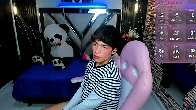 IsaacNovaa online show from 03/26/26, 12:58