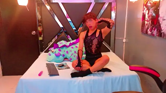 IsaacNovaa online show from 03/30/26, 07:59