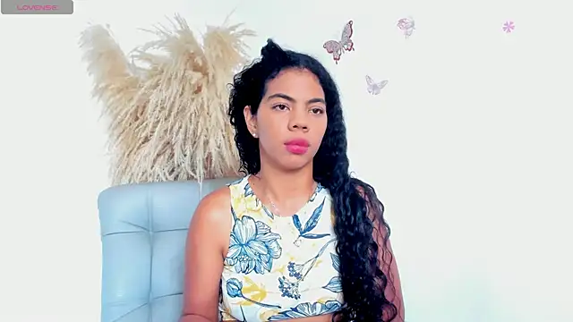 DakotaStills  online show from 05/19/26, 02:02