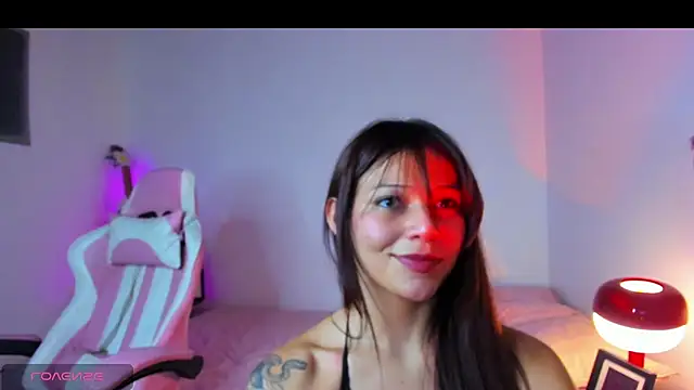 Snapshot of alexandra_x_ chatting on 04/12/26, 03:54 alexandra x online show from 04/12/26, 03:54