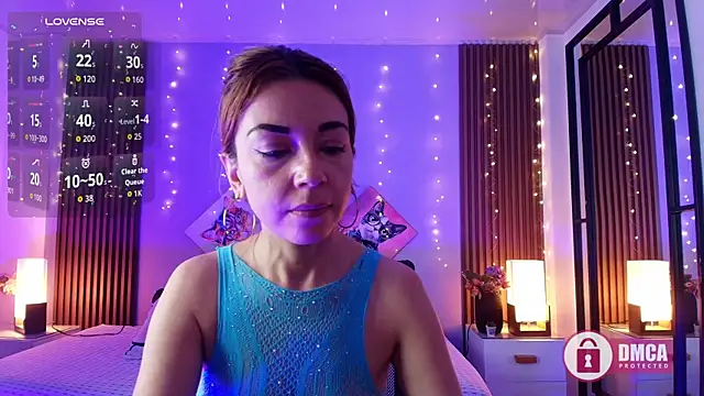 HoneyLeslie online show from 04/12/26, 02:04