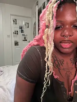 Nyla xox online show from 04/06/26, 12:28