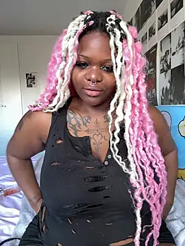 Nyla xox online show from 04/05/26, 12:23