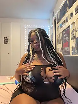 Nyla xox online show from 06/05/26, 08:47