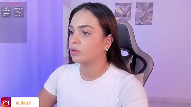 Snapshot of alana_dantes_ chatting on 07/08/26, 07:36 alana dantes online show from 07/08/26, 07:36