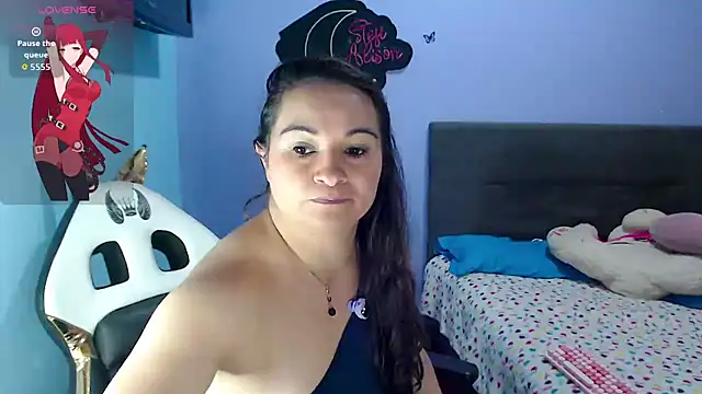 Snapshot of kyra_sol chatting on 04/01/26, 02:02 kyra sol online show from 04/01/26, 02:02