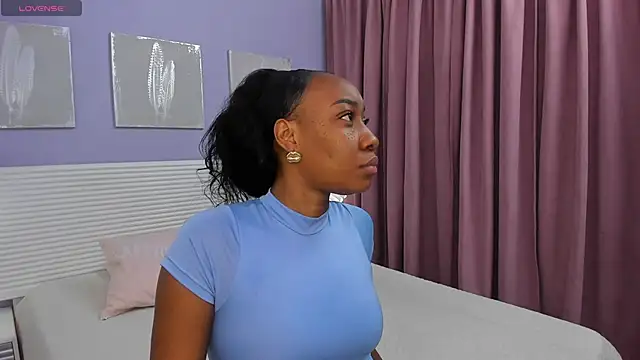 Mia Ebonyy online show from 04/09/26, 12:22