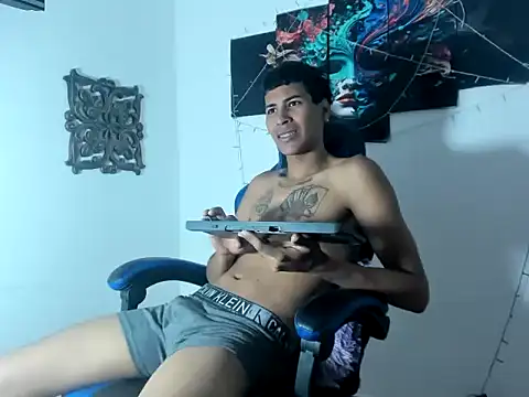 Snapshot of axeel-king chatting on 04/11/26, 01:48 axeel-king online show from 04/11/26, 01:48