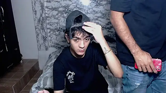 Snapshot of escanor_ar chatting on 03/27/26, 10:00 escanor ar online show from 03/27/26, 10:00