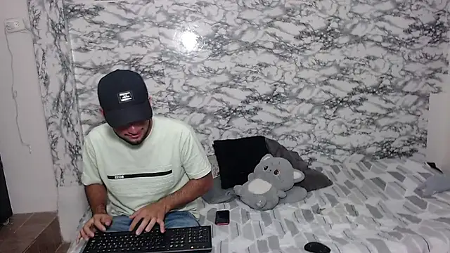 Snapshot of escanor_ar chatting on 03/28/26, 11:28 escanor ar online show from 03/28/26, 11:28