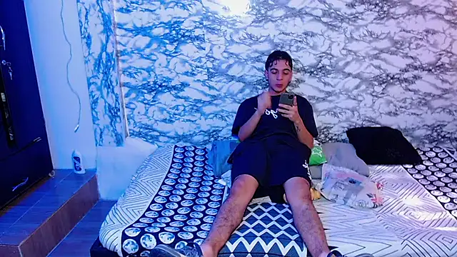 Snapshot of escanor_ar chatting on 04/11/26, 07:28 escanor ar online show from 04/11/26, 07:28