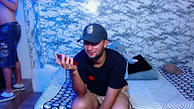 Snapshot of escanor_ar chatting on 04/10/26, 10:50 escanor ar online show from 04/10/26, 10:50