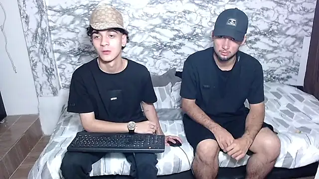 Snapshot of escanor_ar chatting on 03/29/26, 08:21 escanor ar online show from 03/29/26, 08:21