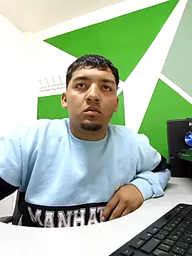 Snapshot of Itsdavidxxx chatting on 03/26/26, 02:48 Itsdavidxxx online show from 03/26/26, 02:48