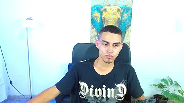 lucass 18 online show from 04/10/26, 07:43