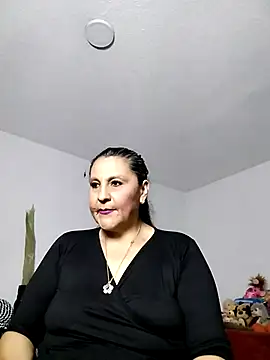 Snapshot of Merlyna_Goldenss chatting on 04/09/26, 06:19 Merlyna Goldenss online show from 04/09/26, 06:19