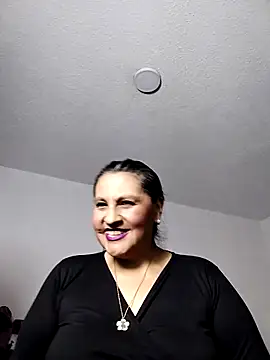 Snapshot of Merlyna_Goldenss chatting on 04/09/26, 03:19 Merlyna Goldenss online show from 04/09/26, 03:19