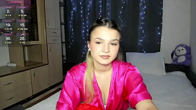 Snapshot of HoneyBunnyy_ chatting on 04/03/26, 07:09 HoneyBunnyy online show from 04/03/26, 07:09