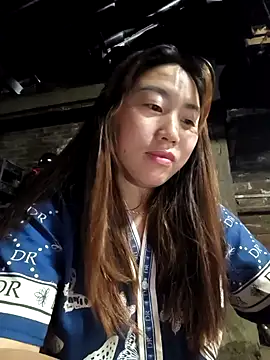 he-se-kin online show from 04/17/26, 11:51