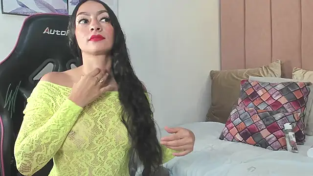 natalia vela online show from 07/14/26, 12:11