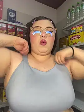 kitty  pinnk online show from 04/01/26, 07:55