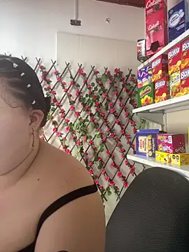 kitty  pinnk online show from 03/31/26, 07:49