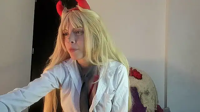 Nyxara- online show from 04/11/26, 11:08