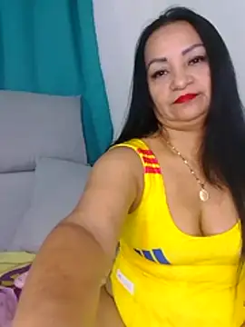 Snapshot of antonelamistresxxx chatting on 06/14/26, 12:29 antonelamistresxxx online show from 06/14/26, 12:29