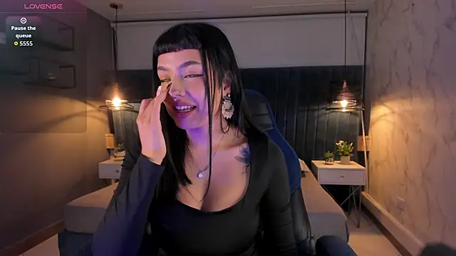 Snapshot of magic_zantana chatting on 05/26/26, 10:52 magic zantana online show from 05/26/26, 10:52