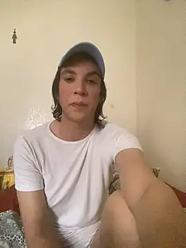 Snapshot of Ashwak_trans chatting on 04/06/26, 11:11 Ashwak trans online show from 04/06/26, 11:11