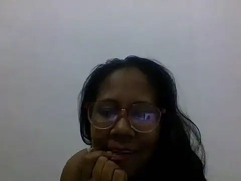 Snapshot of Karen_La_Flaca chatting on 04/21/26, 02:36 Karen La Flaca online show from 04/21/26, 02:36