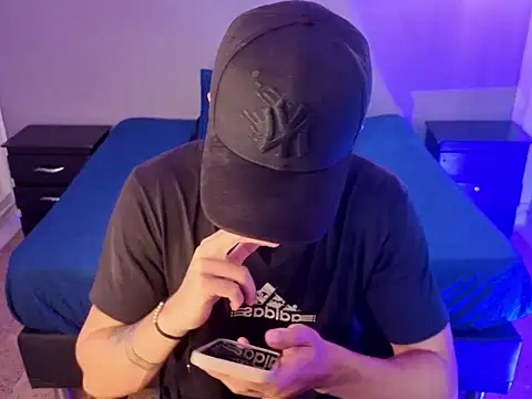 Erick  1 online show from 05/02/26, 02:50