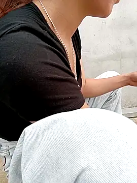 Snapshot of Aurora_Nova chatting on 03/27/26, 08:26 Aurora Nova online show from 03/27/26, 08:26