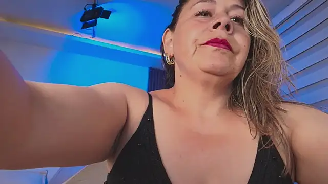 Cinthya roberts online show from 06/14/26, 07:26