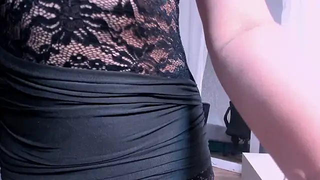 EmiilyGreey online show from 04/10/26, 01:40