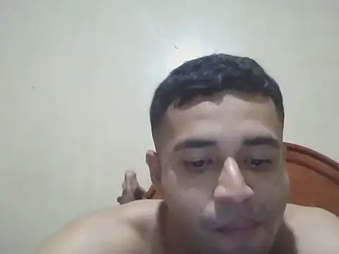 User 02  online show from 06/19/26, 11:53