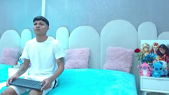 Snapshot of party_duo_playboy chatting on 03/25/26, 06:57 party duo playboy online show from 03/25/26, 06:57